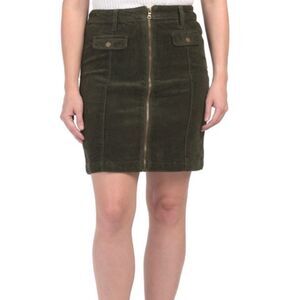 D.jean skirt women’s size 8 Olive green zipper up Corduroy mini skirt casual